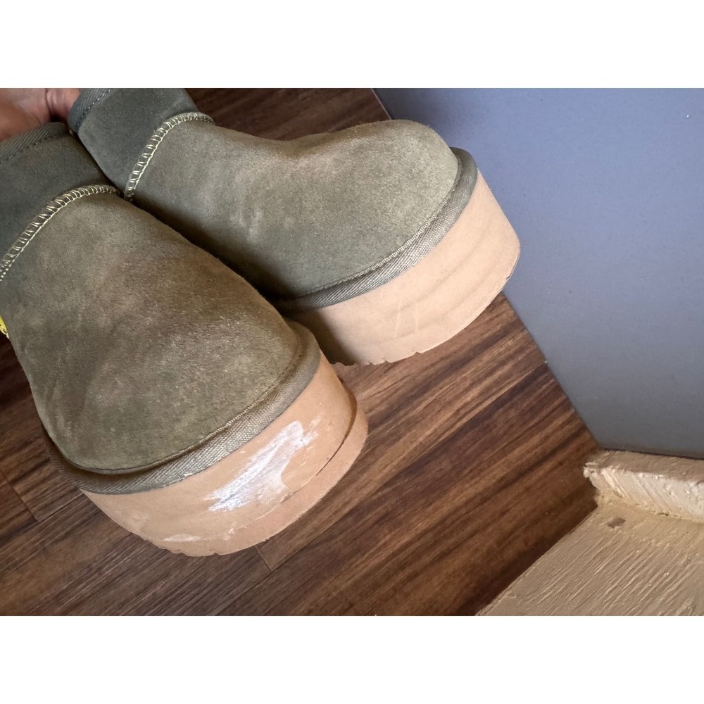 UGG Classic Ultra Mini Platform Burnt Olive Green Suede Boots Size 10.5/11 - Picture 8 of 8